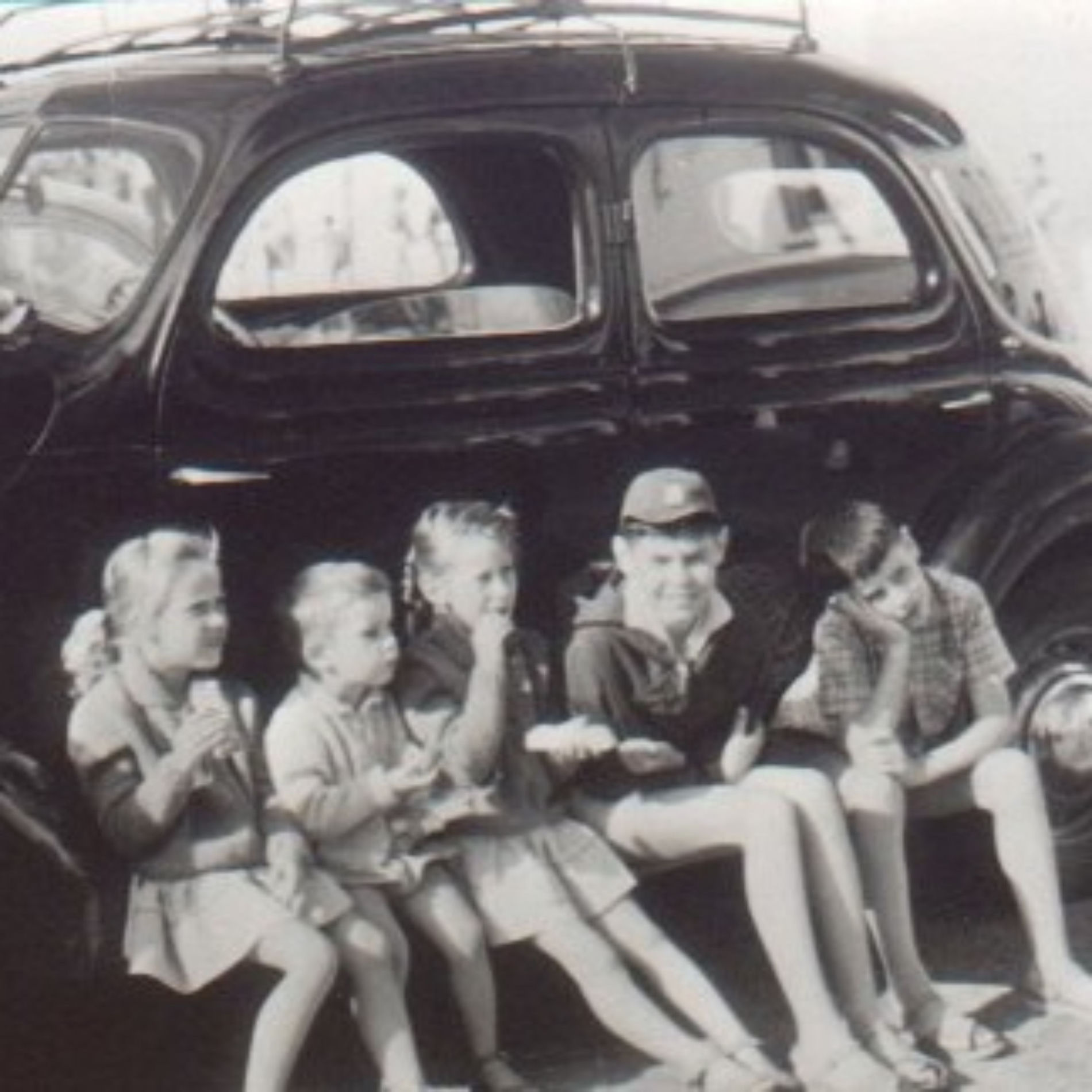 Show cover of Souvenirs à peu presque