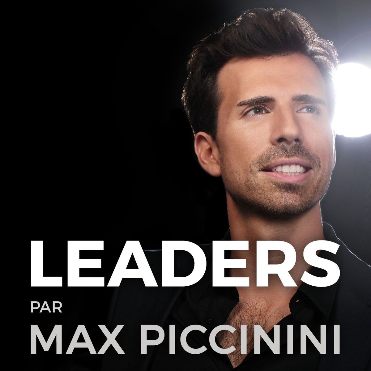 Show cover of LEADERS par Max Piccinini