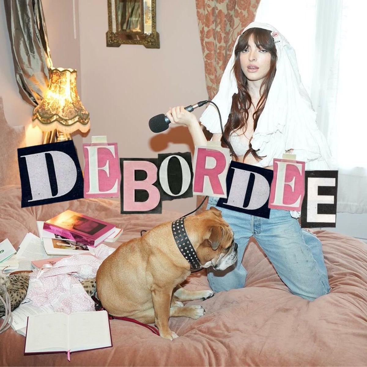 Show cover of DÉBORDÉE