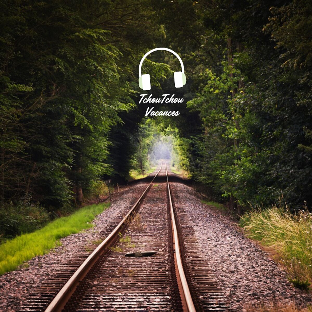 Show cover of Tchoutchou Vacances