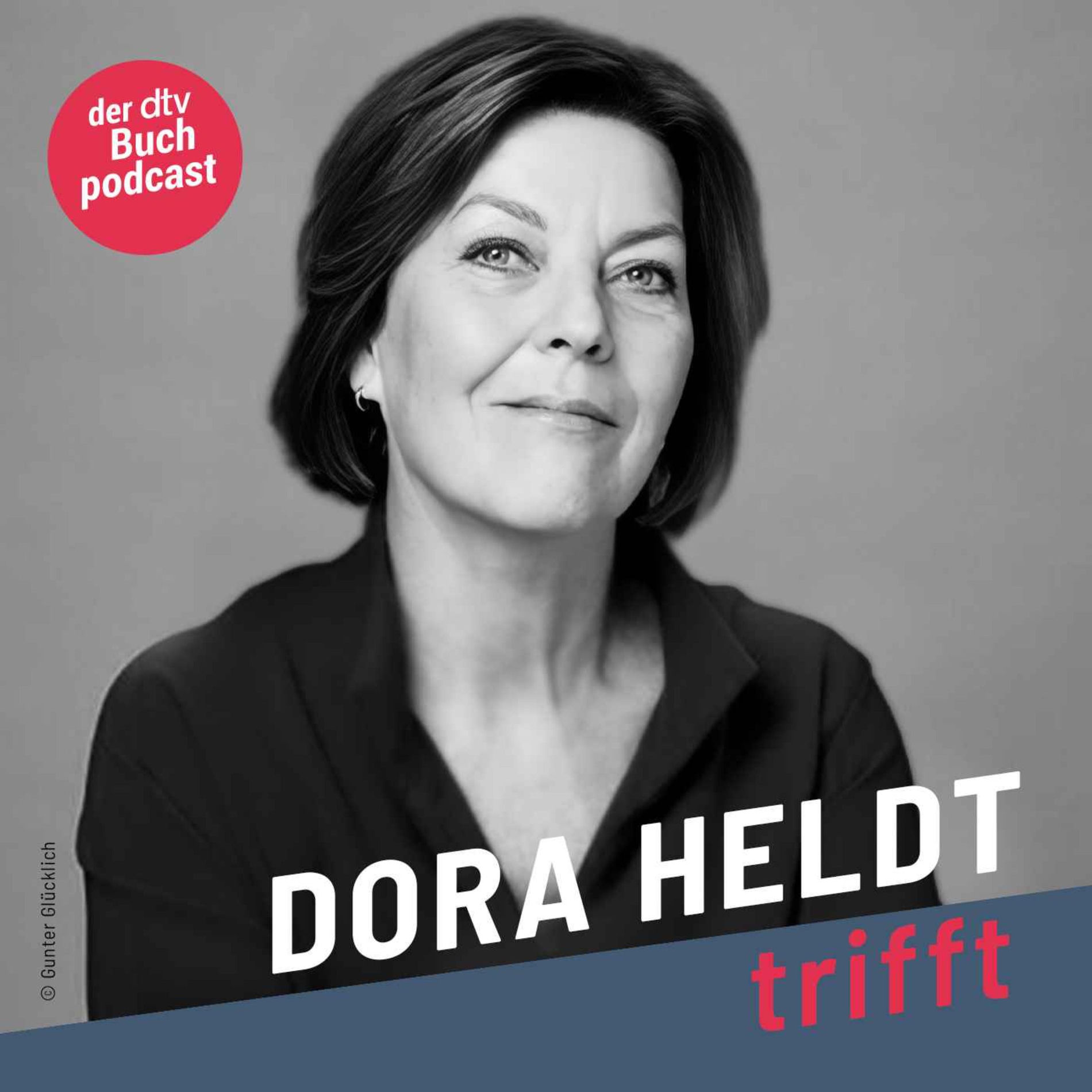 Show cover of Dora Heldt trifft - der dtv Buch-Podcast