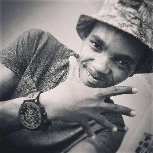 Listen to Dj Channels S.A podcast | Deezer