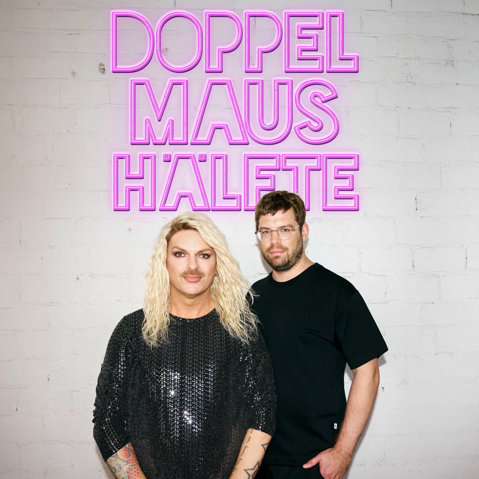 Show cover of Doppelmaushälfte
