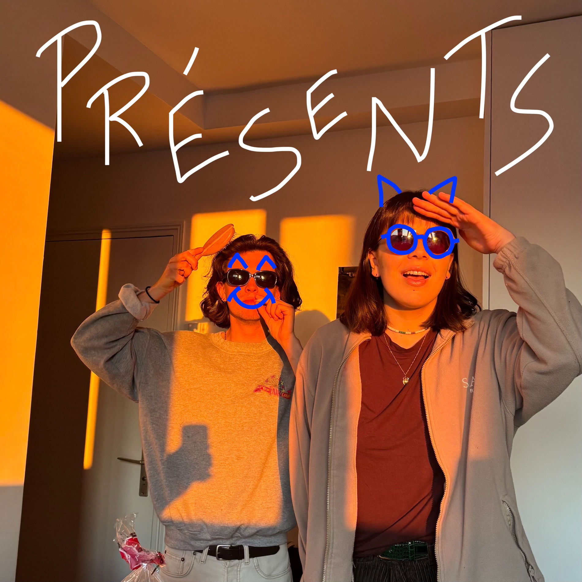 Show cover of Présents