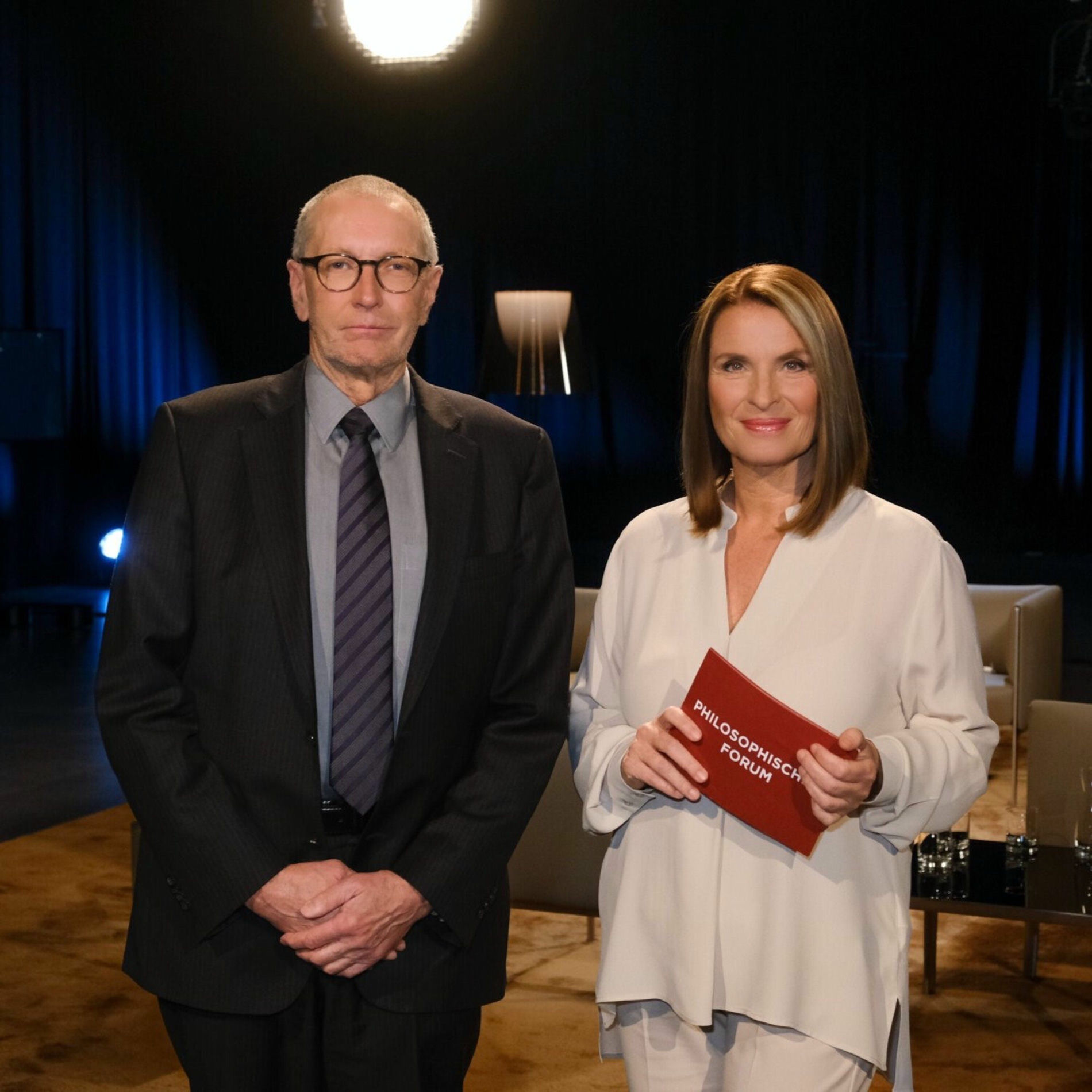 Show cover of Philosophisches Forum