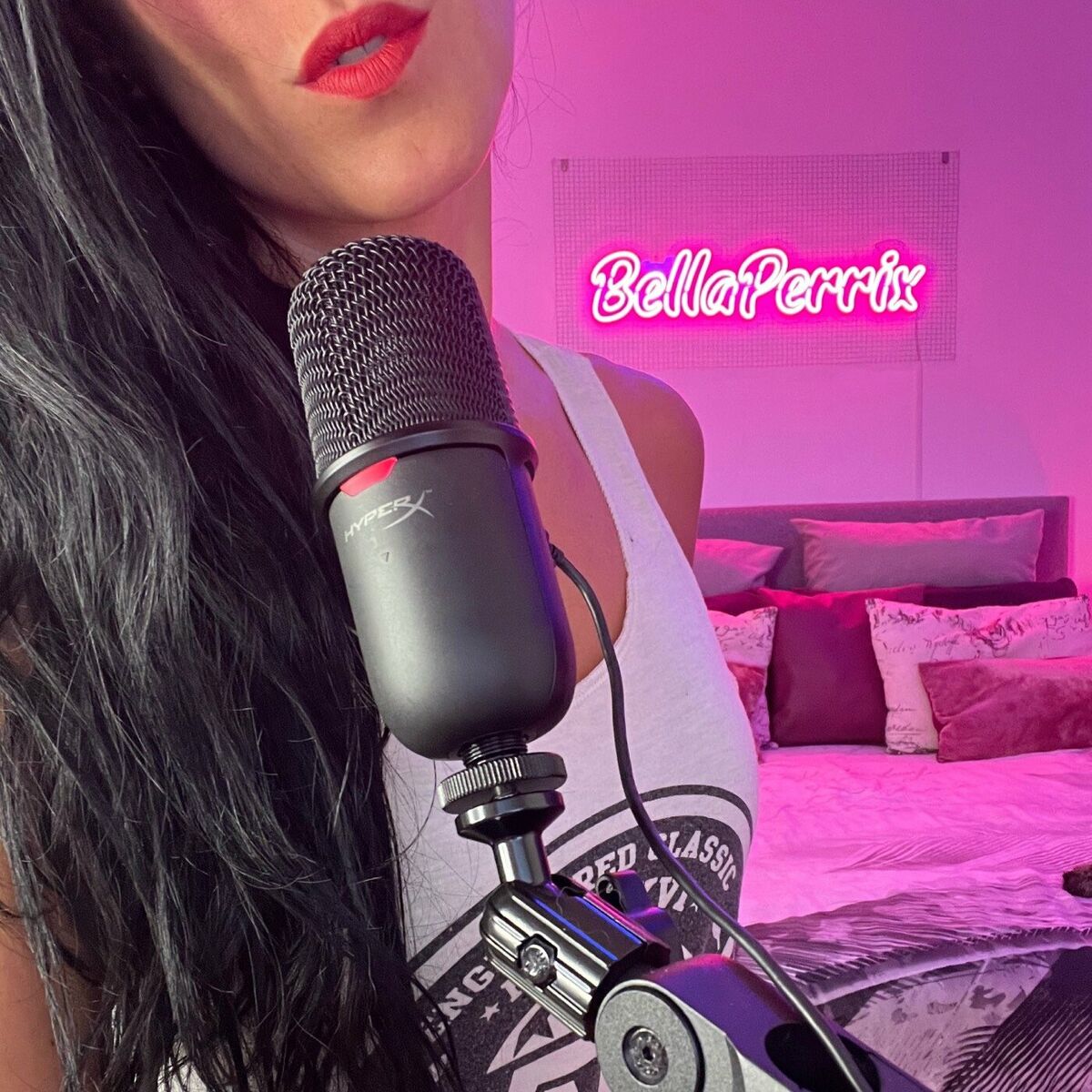 Écoute le podcast Relatos eróticos (Voz real) | Deezer