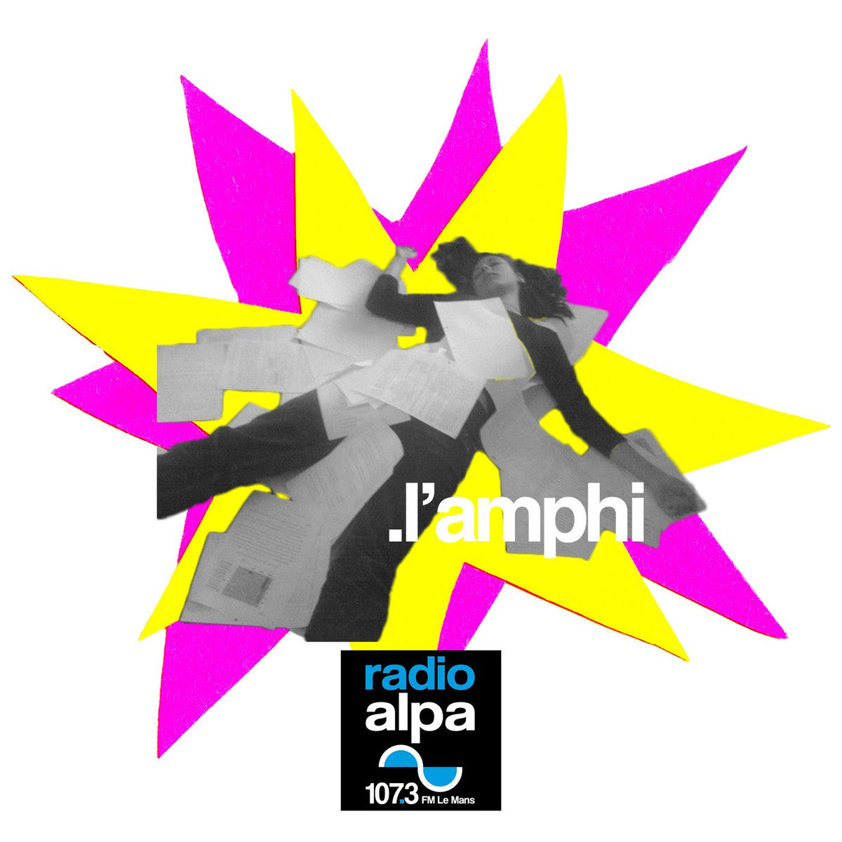 Show cover of L'Amphi