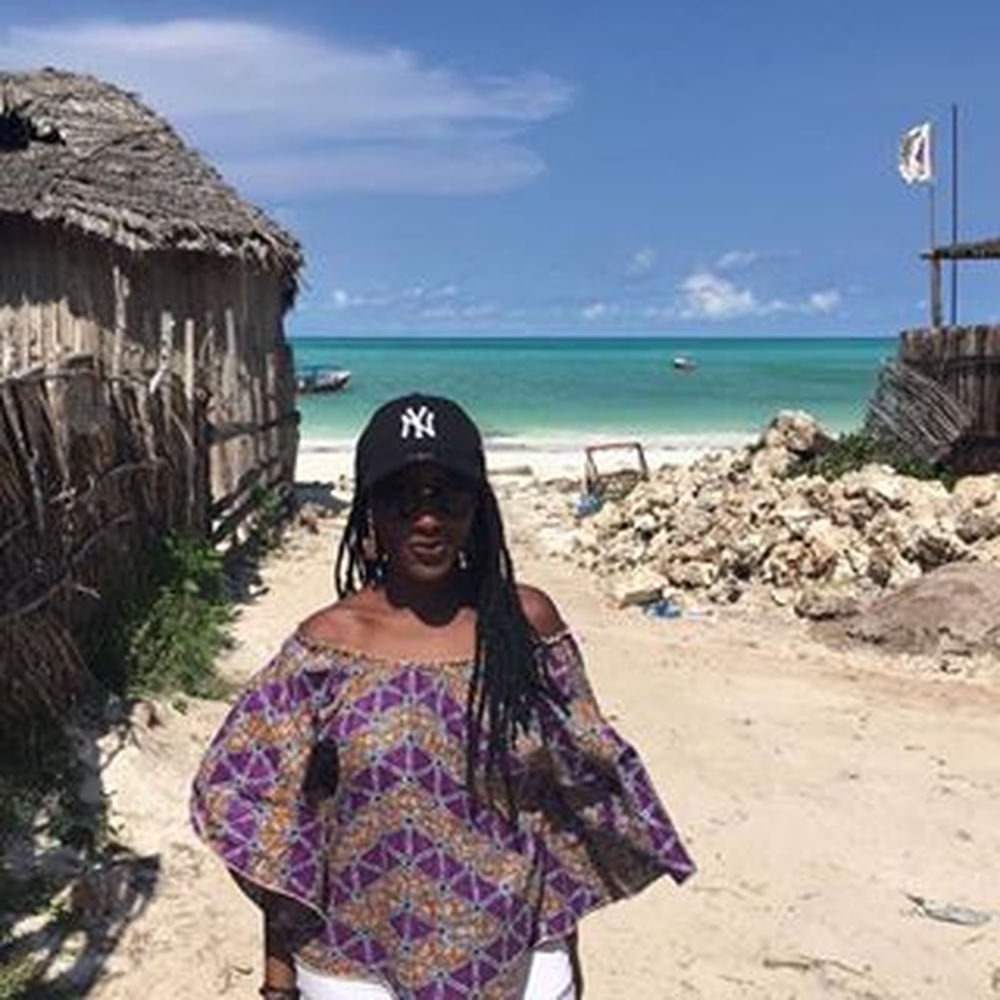 Deezer profile picture for @Oumou