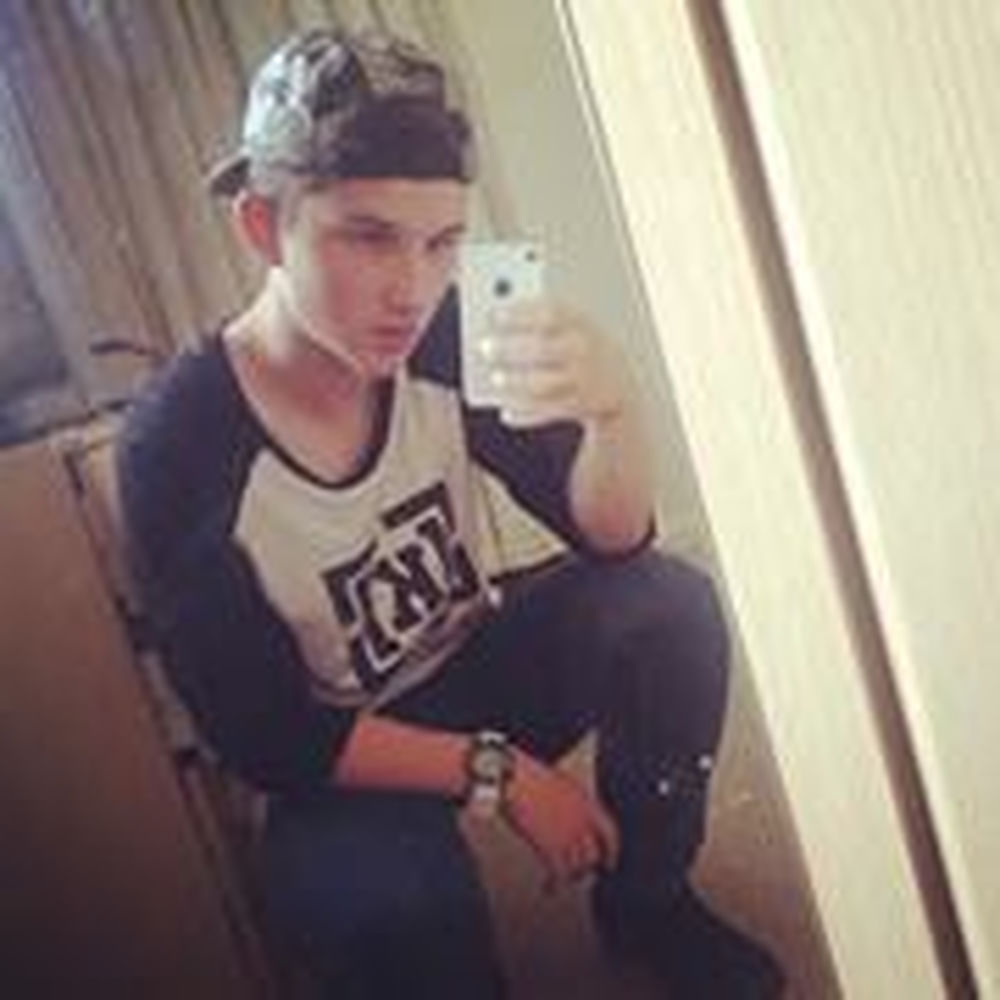 Deezer profile picture for @Mitchell