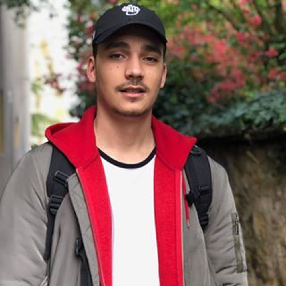 Deezer profile picture for @Flew