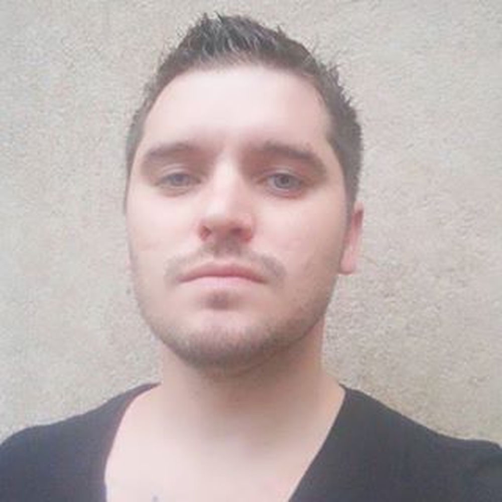Deezer profile picture for @js