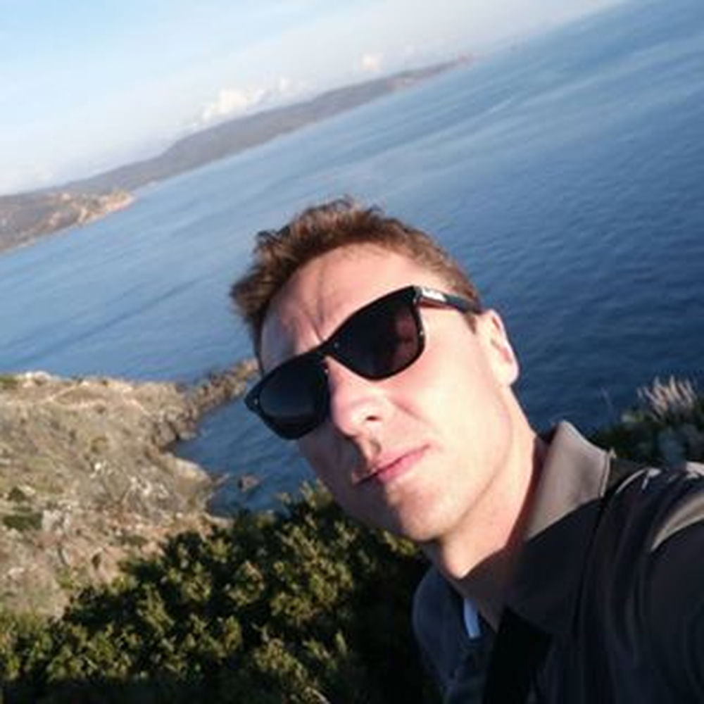 Deezer profile picture for @PayPal