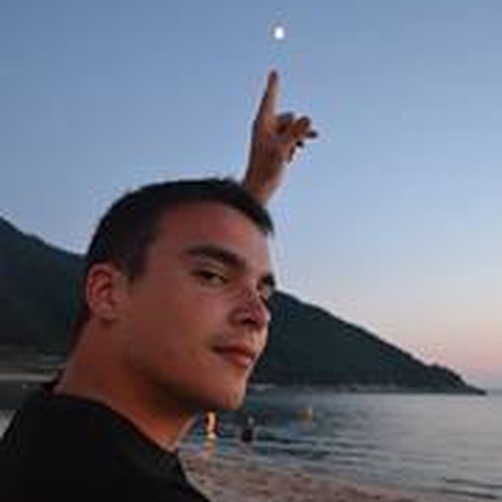 Deezer profile picture for @lowery