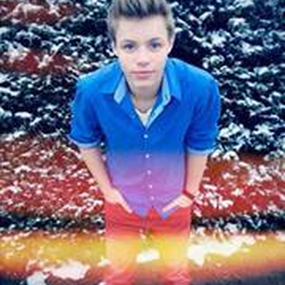 Deezer profile picture for @Anna