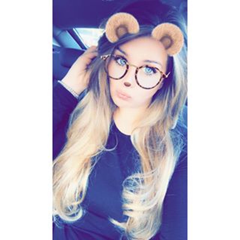 Deezer profile picture for @VIKKI