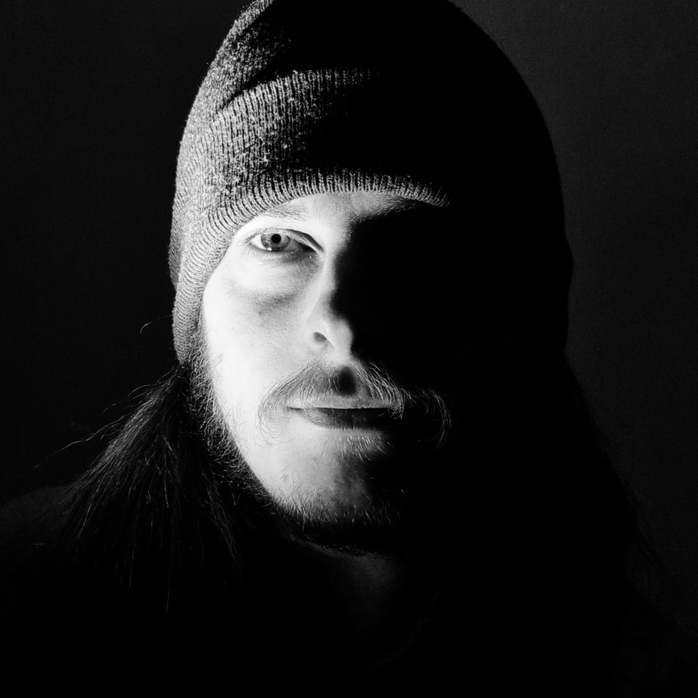 Deezer profile picture for @Hologram